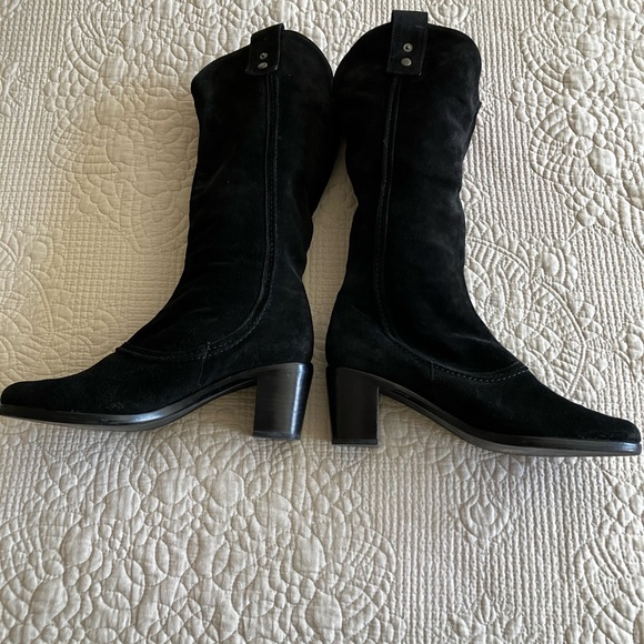 EUC Vaneli black suede boots w/dual wear options. - Picture 4 of 16